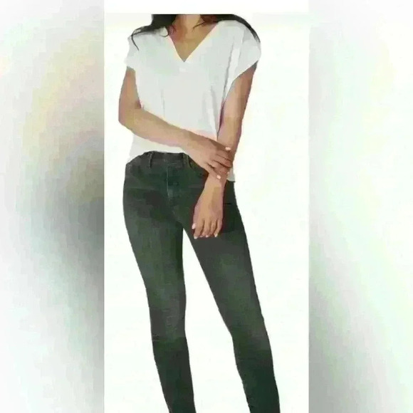 NWT KATE HIGH RISE FADED STRAIGHT LEG JEANS Size 28 Black Ember - Picture 1 of 4